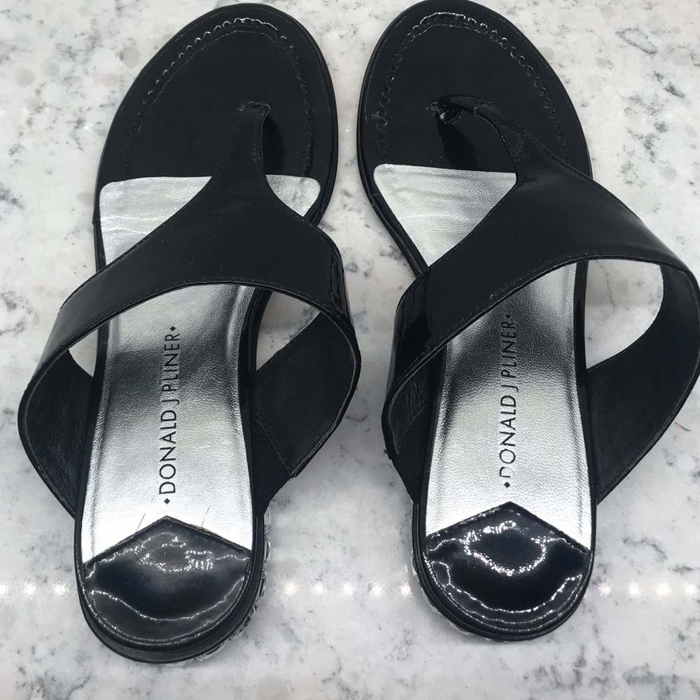 Donald Pliner Patent Sandals - Picture 2 of 7